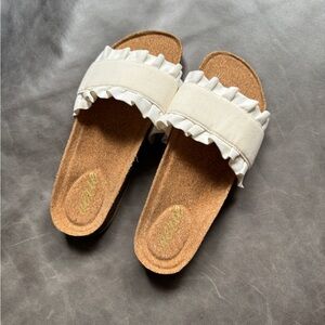 Aerie Sandal